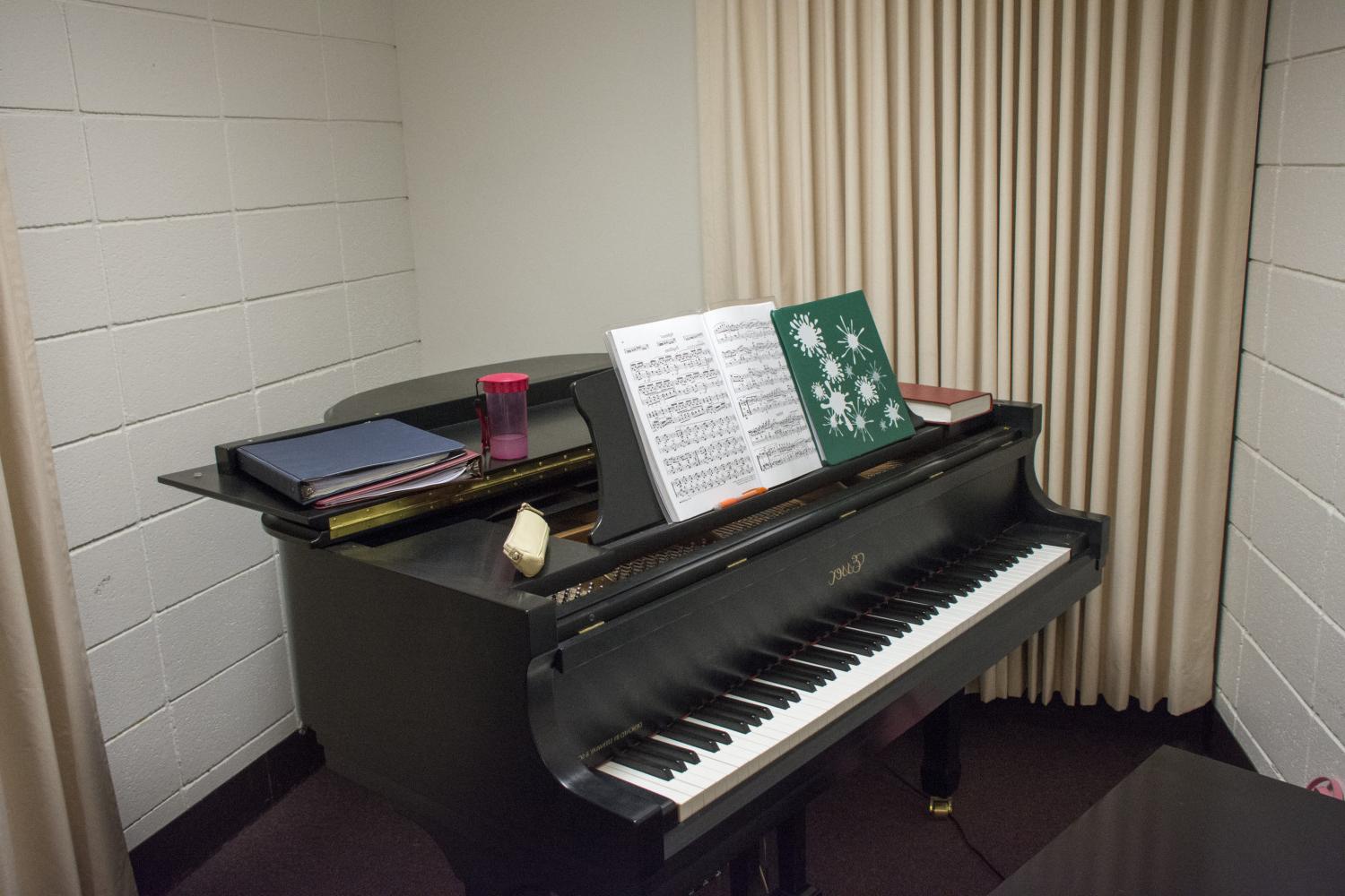 One of the Practice Rooms in the H. F. 约翰逊艺术中心.